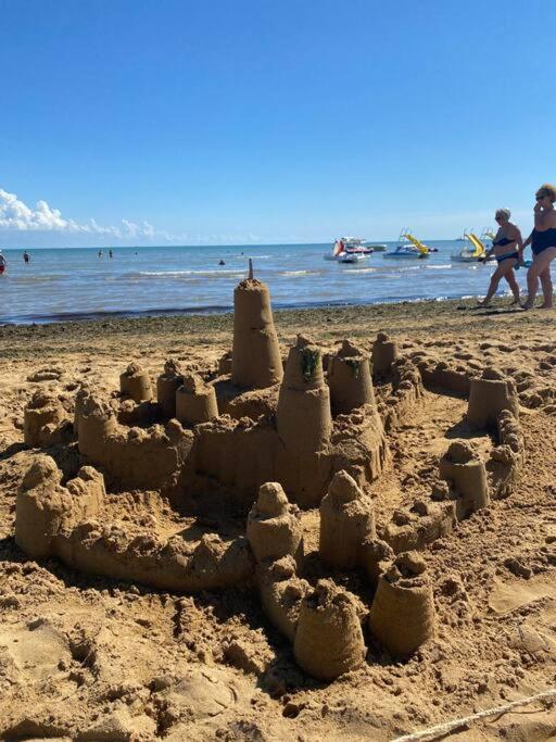 Appartamento Incantevole 300M Dal Mare Lignano Sabbiadoro Luaran gambar